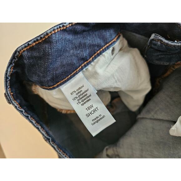 Maurices Womens Sz 18W Short Straight Leg Medium Wash Blue Jeans - Picture 4 of 4